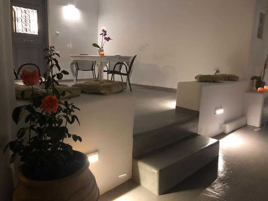 Mare Bay Apartment Adamantas  Exterior photo